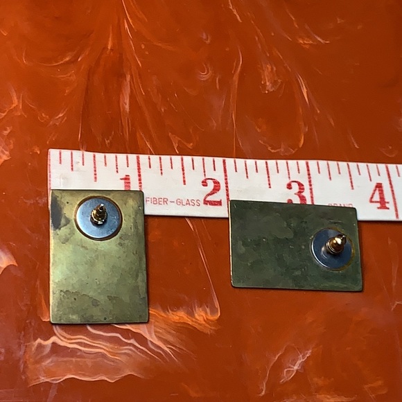 Vintage brass earrings for pierced ears - Picture 9 of 14